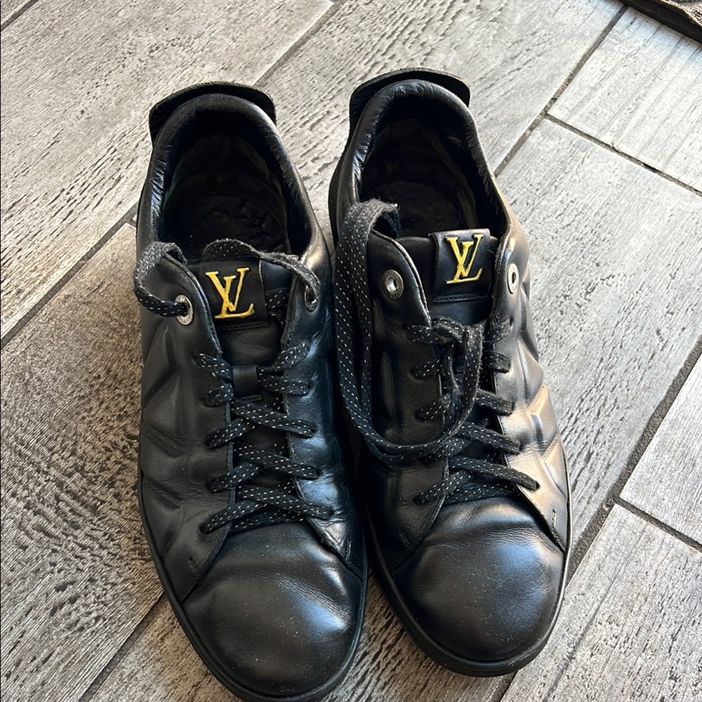 Louis Vuitton Black Sneakers  6.5 Euro size